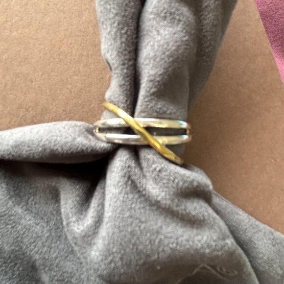 Like New Silpada .925 Sterling Silver and Brass Crisscross Ring Size 10 R3311 - Picture 2 of 7